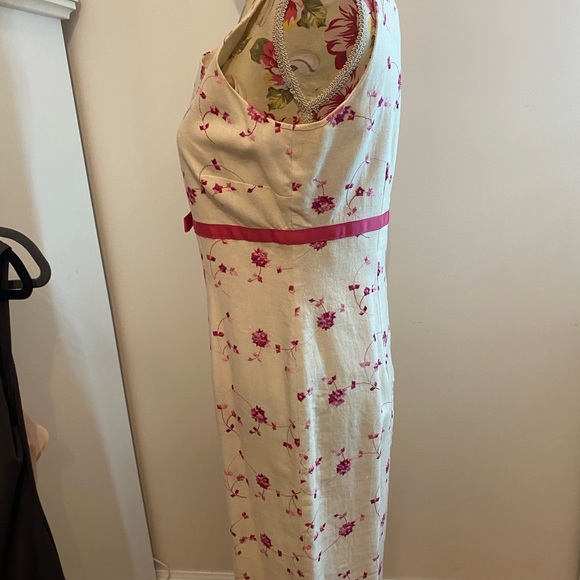 Dress barn- very flattering dress  great for Spring/summer 6 - Picture 3 of 4